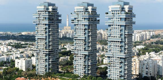 מגדלי אקירוב ת"א / צלם: תמר מצפי
